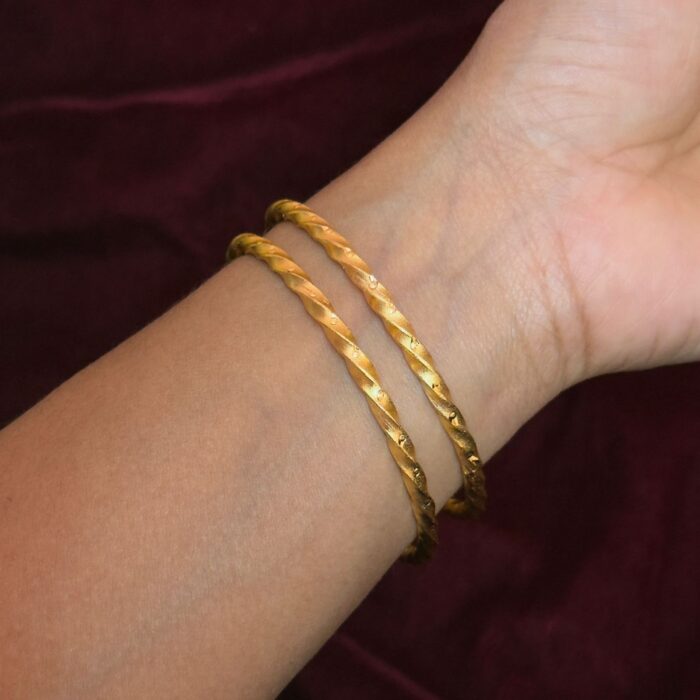 PIRIYAN BANGLE-BA002