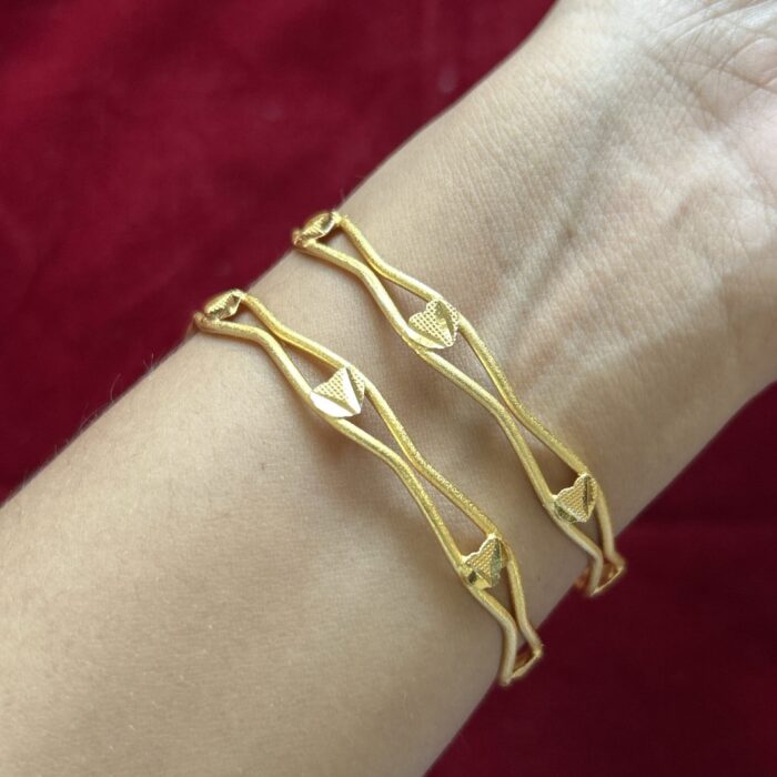LOVE BANGLE-BA010