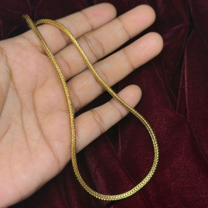 SNAKE_CHAIN