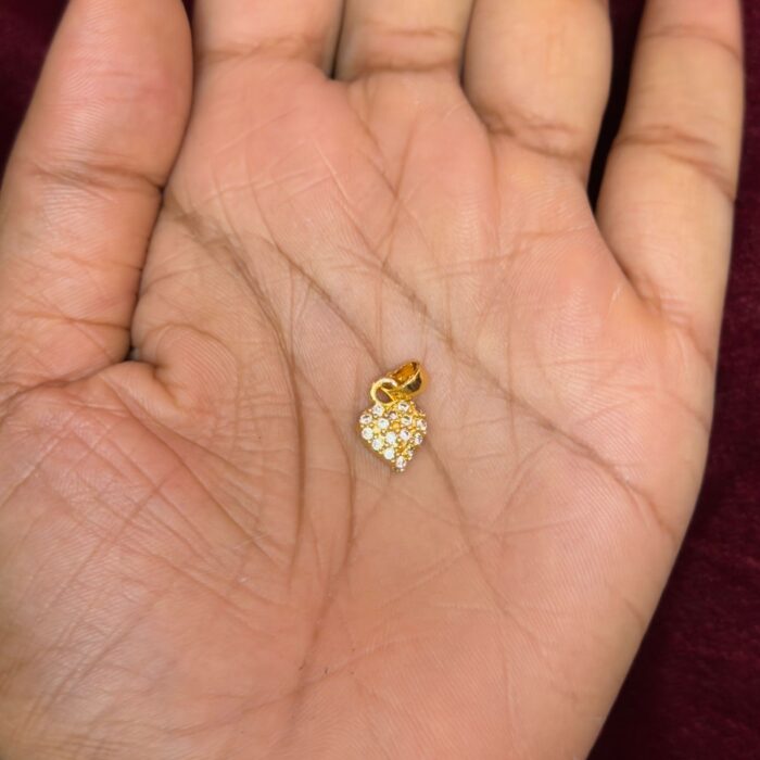 DIAMOND REPLICA FULL STONE HEART PENDANT (DRL014)