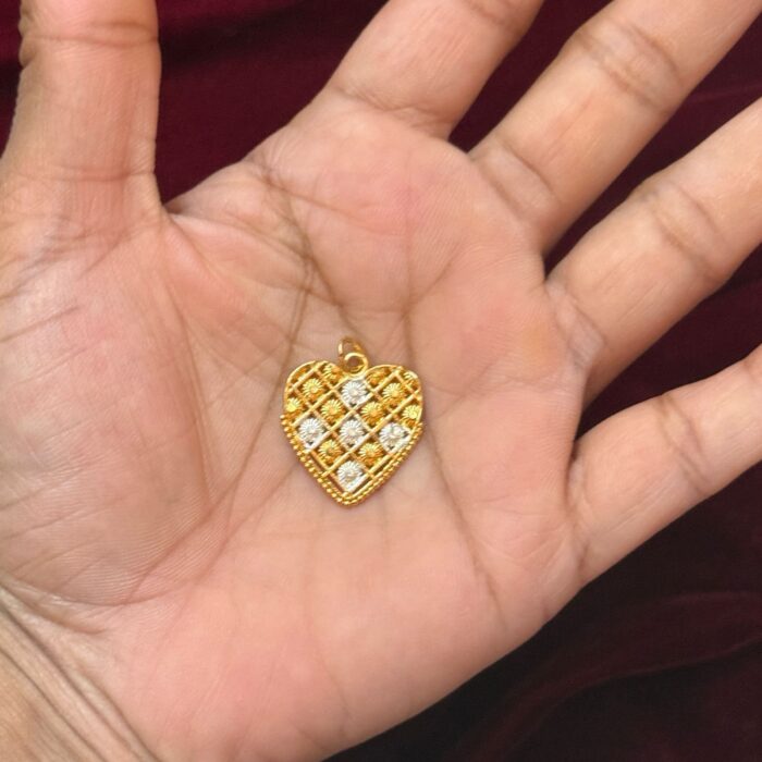 WHITE GOLD HEART LOCKET(NIL025)