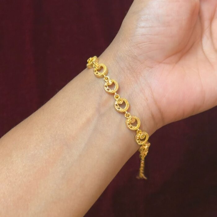 PREMIUM GOLD PLATED BRACELET (BR016)