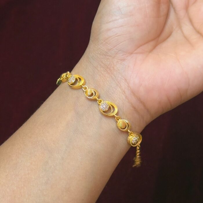 PREMIUM GOLD PLATED AD OVAL BRACELET (BR017)