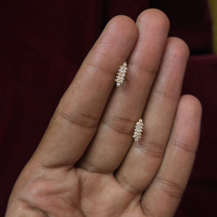 DIAMOND REPLICA STUD/ NOSE PIN  (STD025)