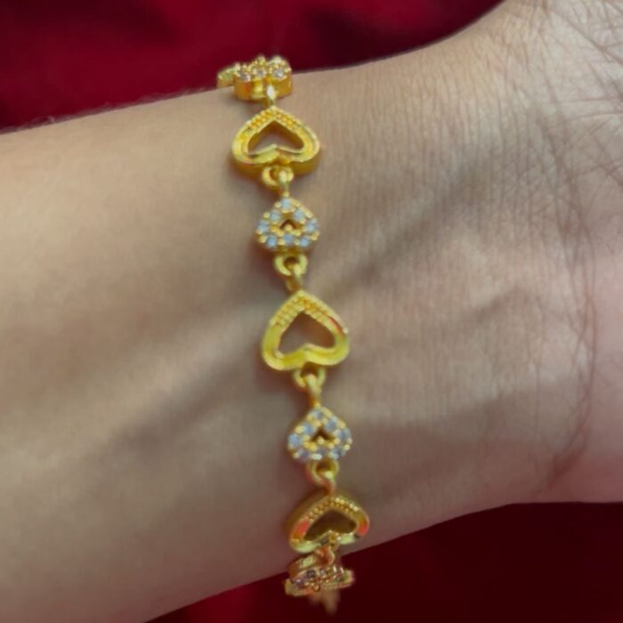 PREMIUM GOLD PLATED AD BRACELET (BR014)