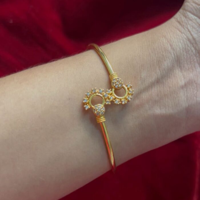 ADJUSTABLE BANGLE FLOWER(AB012)