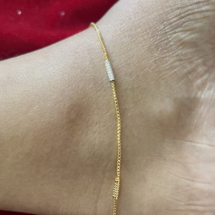 ANKLET  WHITE GOLD LINES (ANK011 )