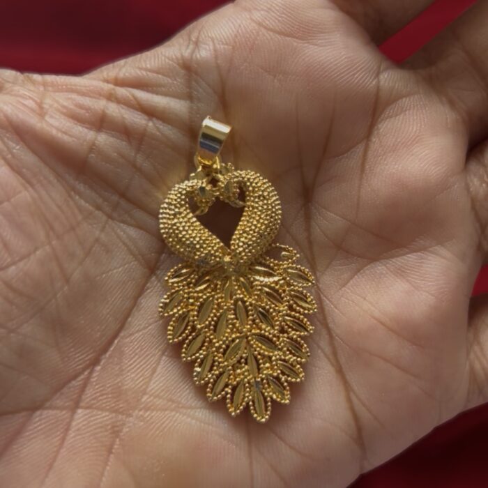 NON IDOL PENDANDT 2 PEACOCK (NIL015)