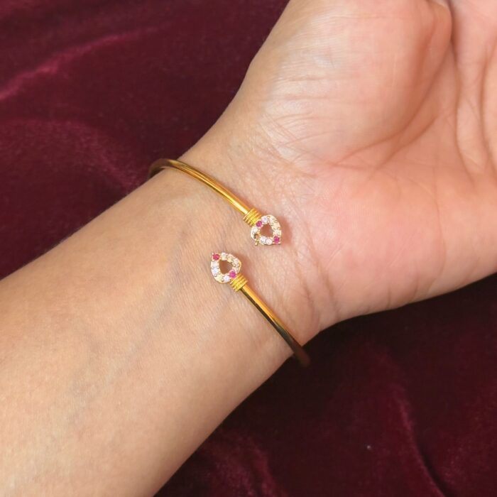 ADJUSTABLE BANGLE RUBY WHITE (AB014)