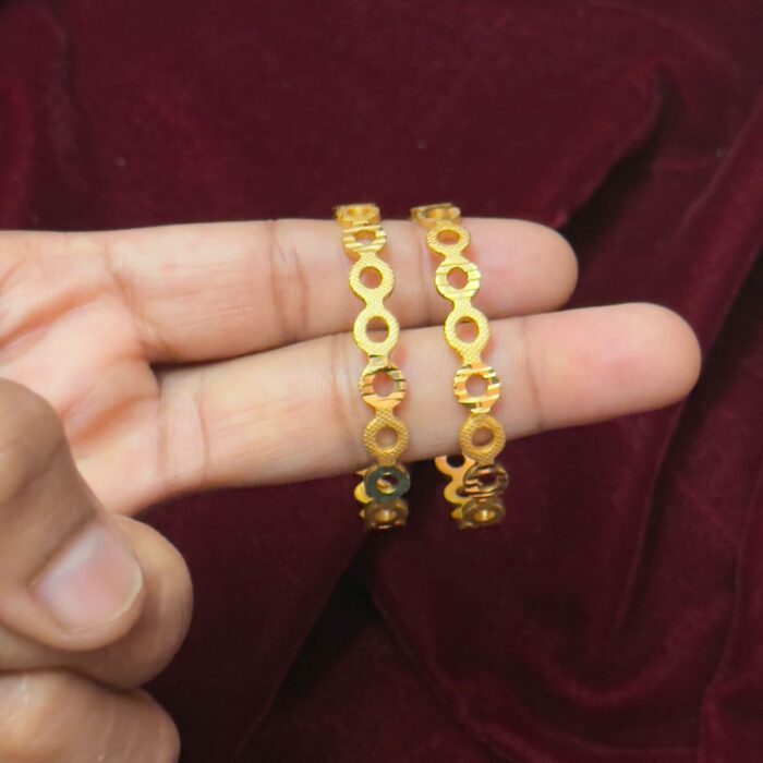 KIDS GOLD PLATE ROUND MATTE BANGLE (KD039)