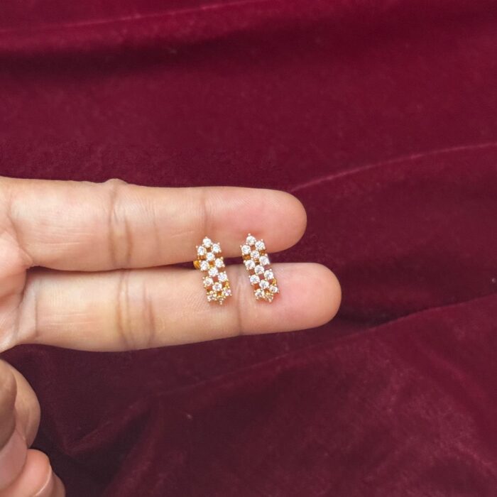 DIAMOND REPLICA STUD (STD039)