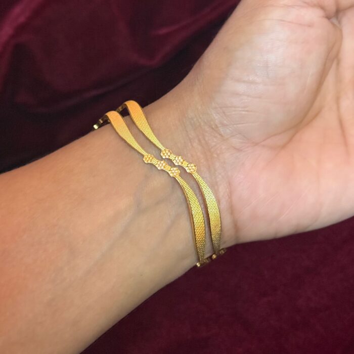 WAVE LINES BANGLE (BA031)