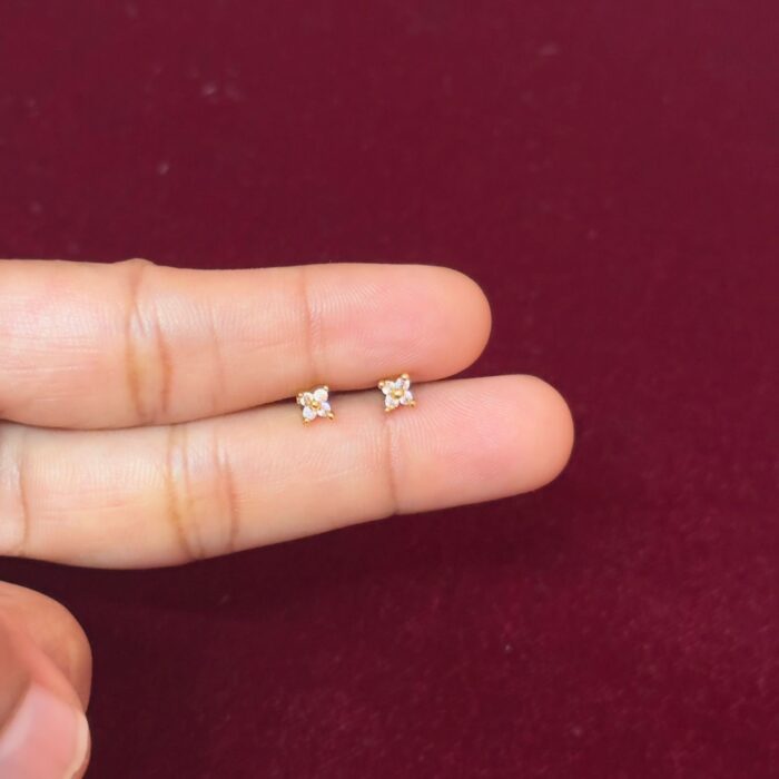 AD STONE GOLD PLATED SECOND STUD (SSD001)