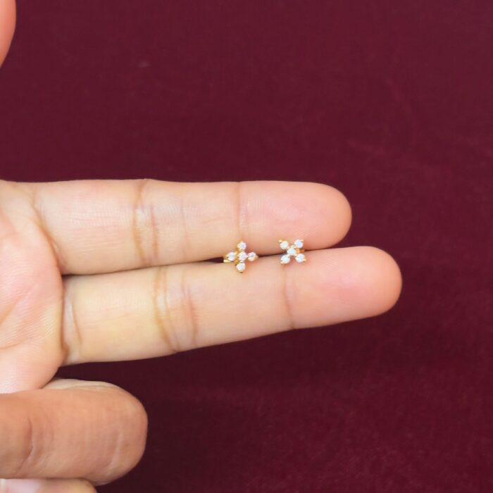 AD STONE GOLD PLATED SECOND STUD (SSD003)
