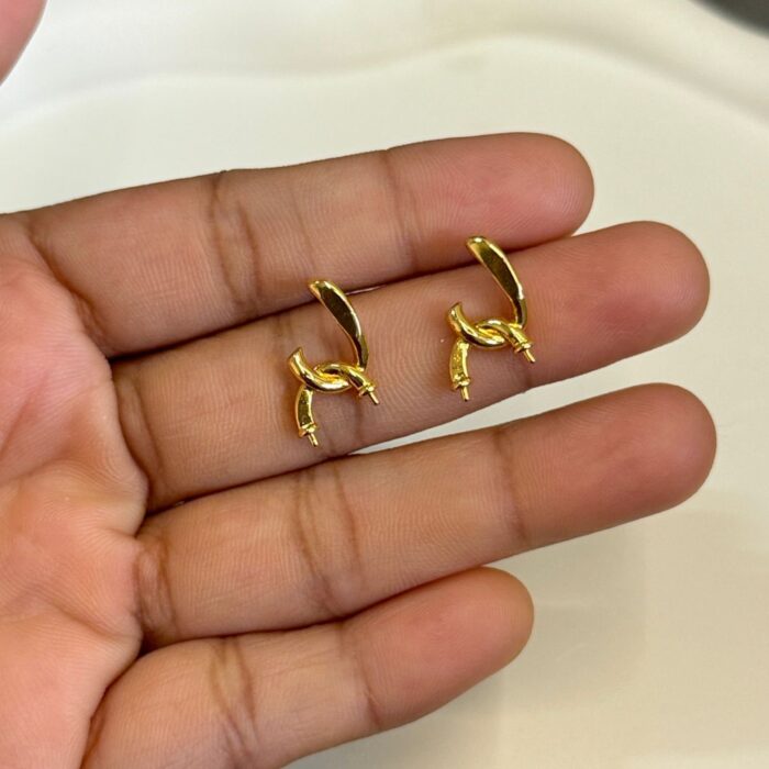 GOLD PLATED  HALF STUD (GSTD011)