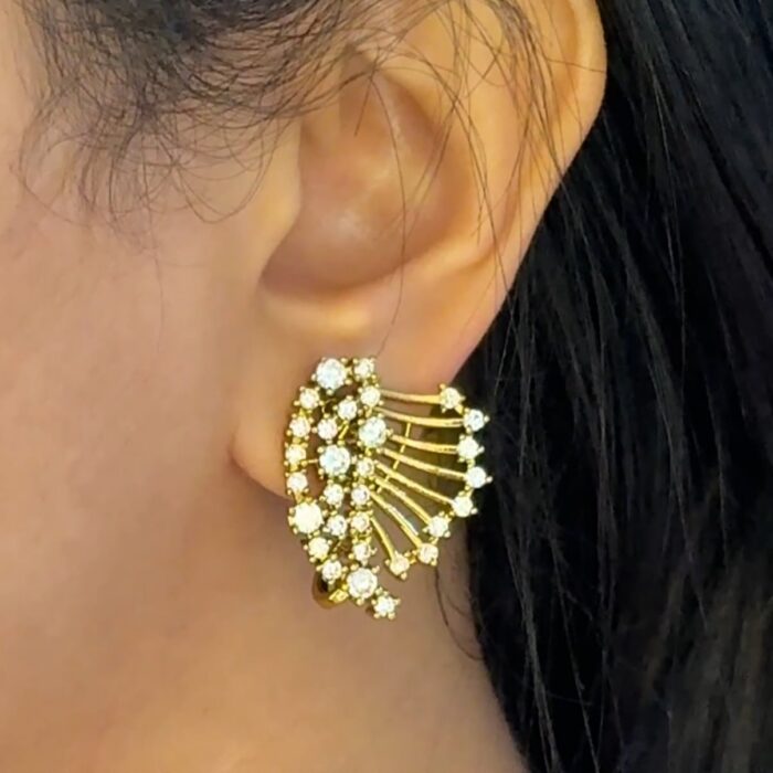 ATQ 32 (3 IN 1 AD STONE ANTIQUE EARRING)