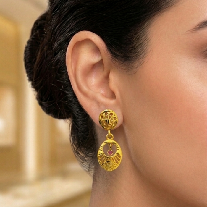 (GHSTD014) GOLD PLATED OVEL HANGING