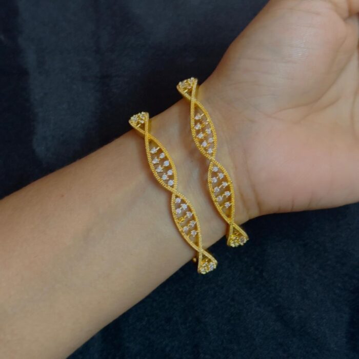 FULL AD STONE GOLD PLATED BANGLE (BA034)