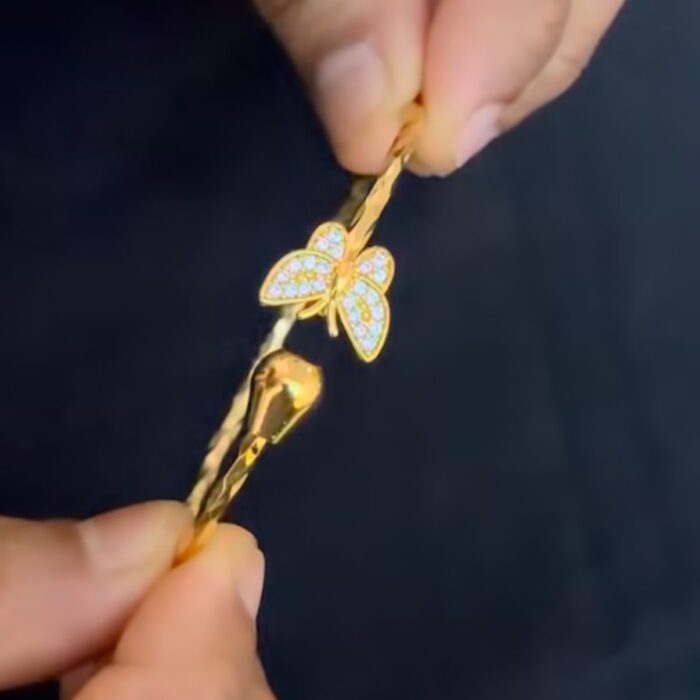 ADJUSTABLE BANGLE AD STONE BUTTERFLY BANGLE (AB017)