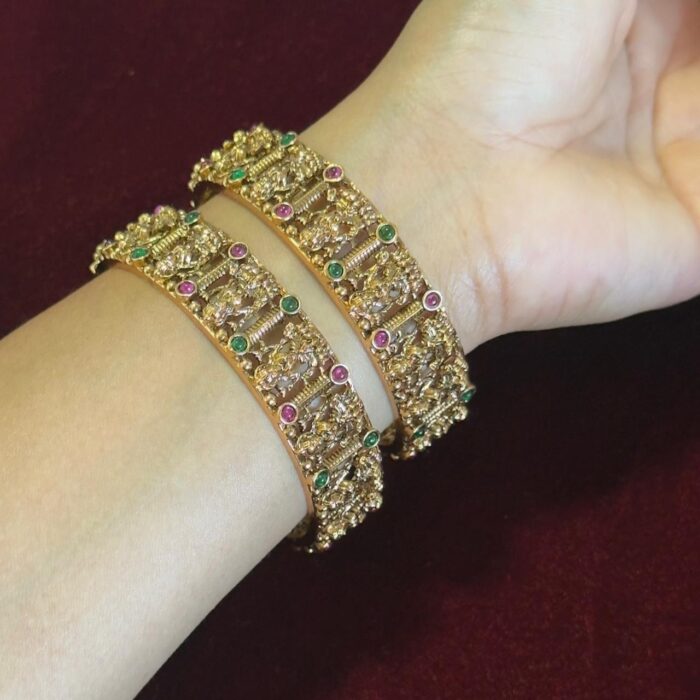 ATQB33 ANTIQUE WEDDING LAKSHMI BANGLE