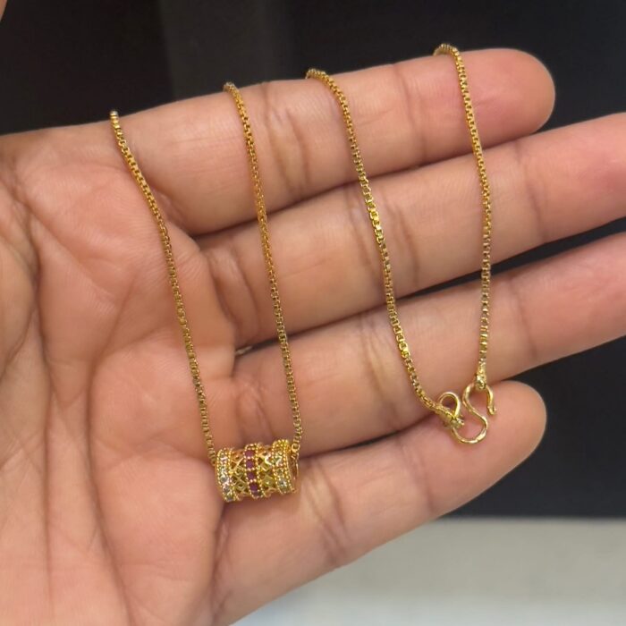 (NECK068) 18 INCHES GOLD PLATED CHAIN WITH LOCKET