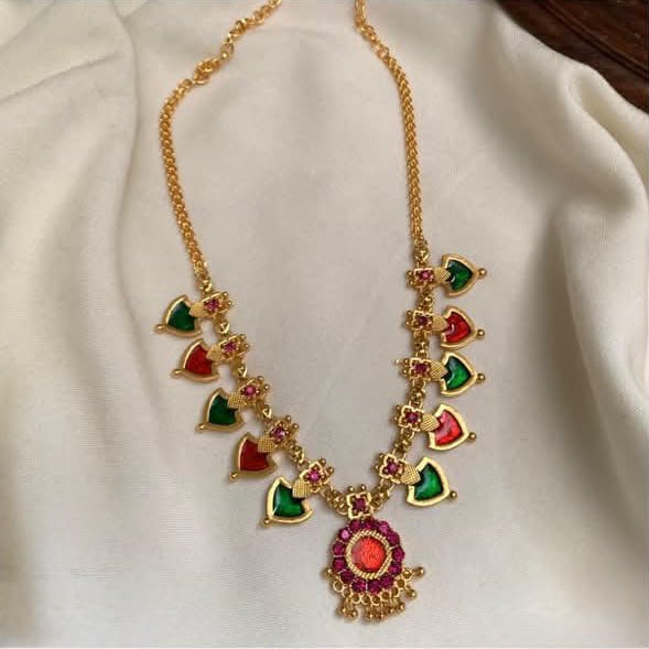 ATQ 46 RED AND GREEN PALAKKA  ANTIQUE NECKLACE WITH EARRING