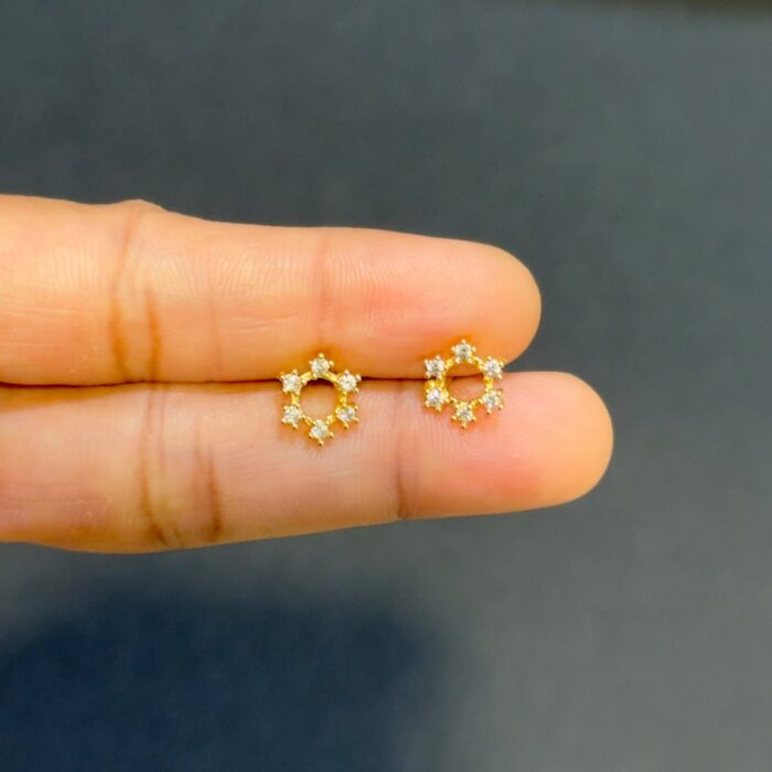 DIAMOND REPLICA  STUD/ NOSE PIN  (STD056)