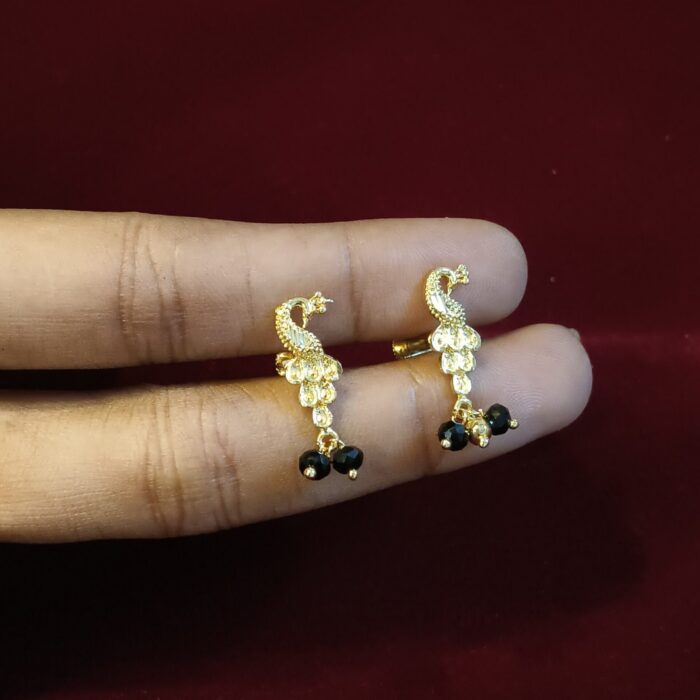 (GSTD020) GOLD PLATED PEACOCK EARRING