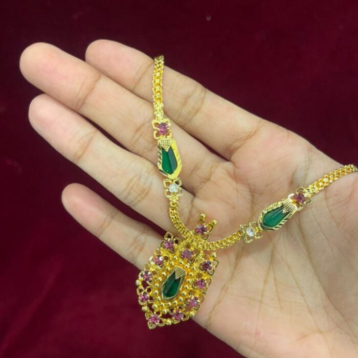 (TC039) TRADITIONAL GOLD PLATED NAGA STONE NECKLACE